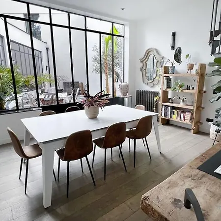 Cosy Paris Villa *