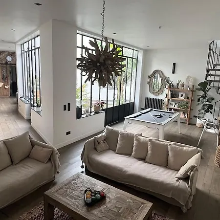 Cosy Paris Villa *