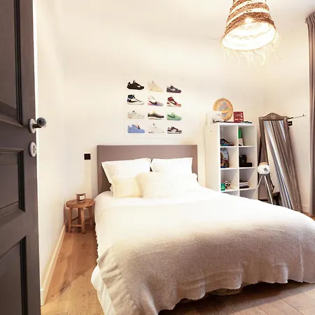 فيلة Cosy Paris